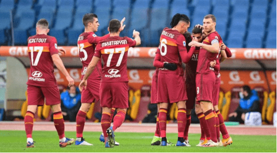  罗马德比大战平局收场双方染红  