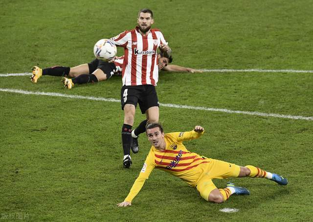  弗赖堡客场爆冷击败传统强队抢分  