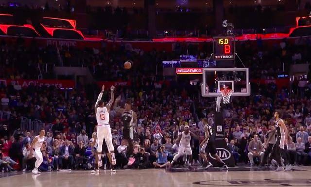  卡昂中场控制力不足,全面被动惨败于对手  